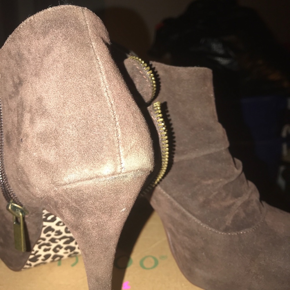 Booties - Picture 5 of 8